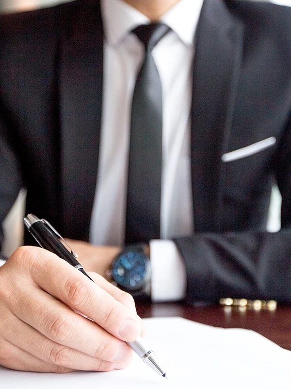 Empresarial & Financiero